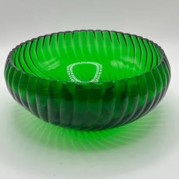 Vintage Emerald/Forest Green Swirl Glass Bowl by Fire King 1950s